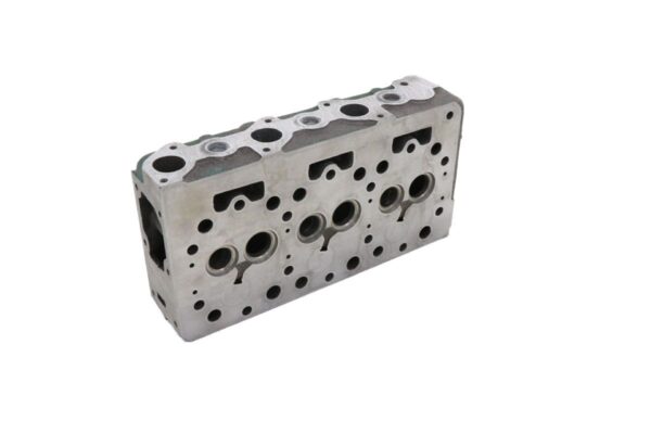Zylinderkopf indirekte Einspritzung Kubota D650, B6001, B6100 – Bild 3
