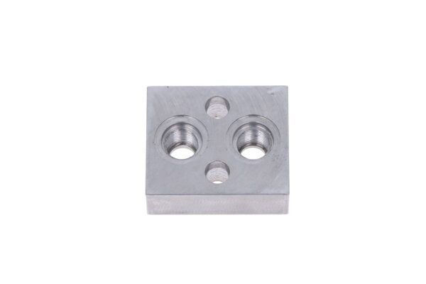 Hydraulischer Anschlussblock Kubota – Bild 3